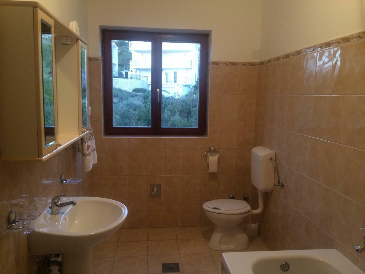 Apartments Maslina Zaboric Εξωτερικό φωτογραφία